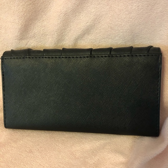 Black Wallet - Picture 2 of 6